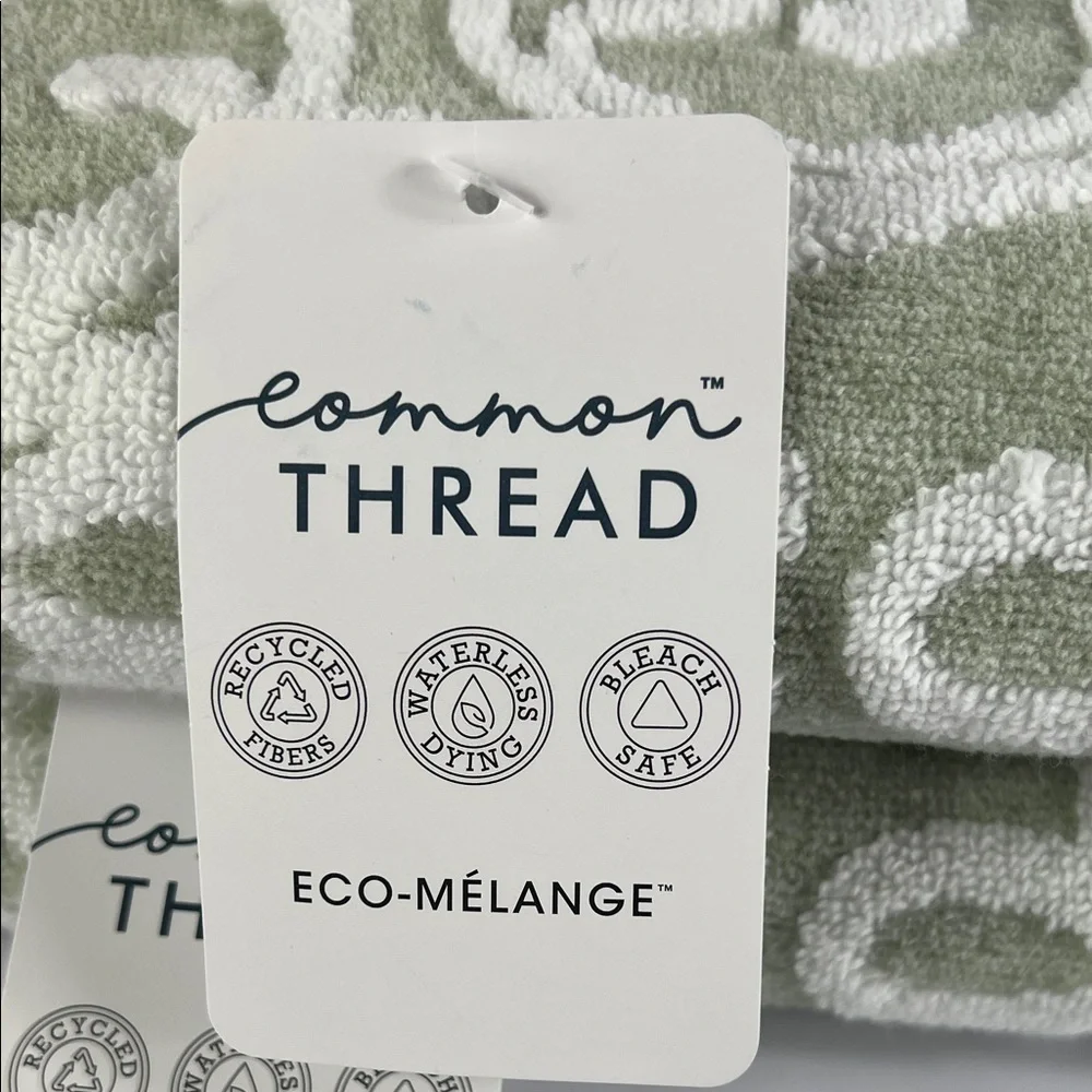 Common Thread Bath Towel Set Green White Scroll Jaquered Damask Cotton 2 Pc
